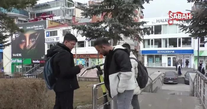 Erzurumlu dedelerin scooter deneyimi izleyenleri gülümsetti | Video