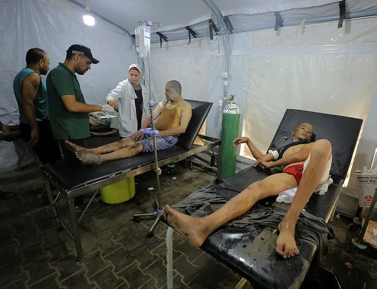 SON DAKİKA: Siyonist İsrail kadın ve çocuk demeden Gazze'de ev ev katliam yapıyor