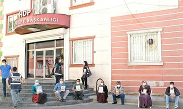 HDP önündeki ailelerden Kılıçdaroğlu’na, ’Demirtaş’ tepkisi