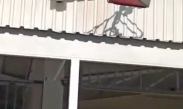 Anten için çıktığı çatıda mahsur kaldı