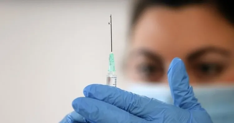 İngiliz hükümeti üçüncü doz koronavirüs aşısını onayladı