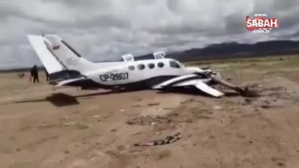 Bolivya'da arıza yapan uçak boş araziye acil iniş yaptı: 4 yaralı | Video