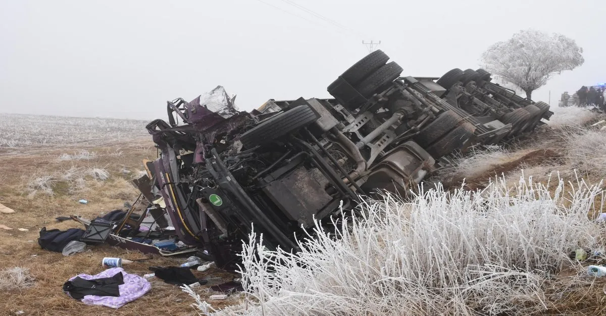 Bitlis Te Trafik Kazasi 1 Olu 5 Yarali Son Dakika Haberler