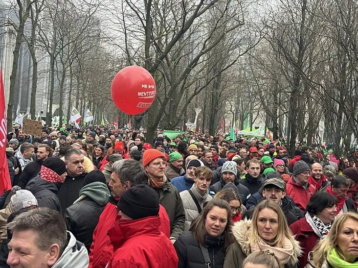 Belçika’da geniş çaplı protesto: 60 bin işçi sokaklarda