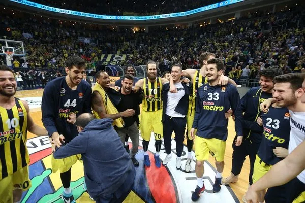 Volkan Demirel'den Galatasaraylıları çıldırtan tezahürat!