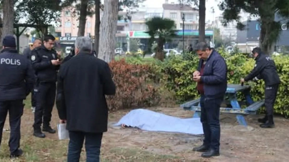 Antalya'da parkta ölü bulundu