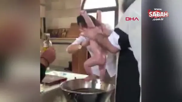 Güney Kıbrıs'da kilisede bebeği vaftiz ederken yaralayan rahip kamerada | Video