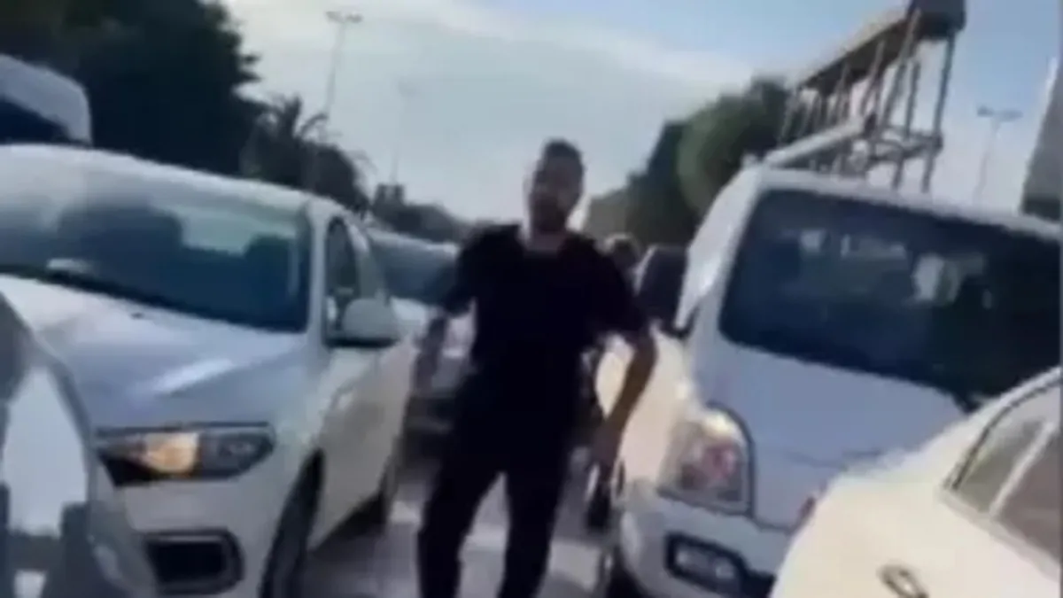 Maltepe’de kadın sürücünün telefonunu alıp çocuklarını darbetti: Cezası belli oldu! Maltepe’de kadın sürücünün telefonunu alıp çocuklarını darbetti: Cezası belli oldu!