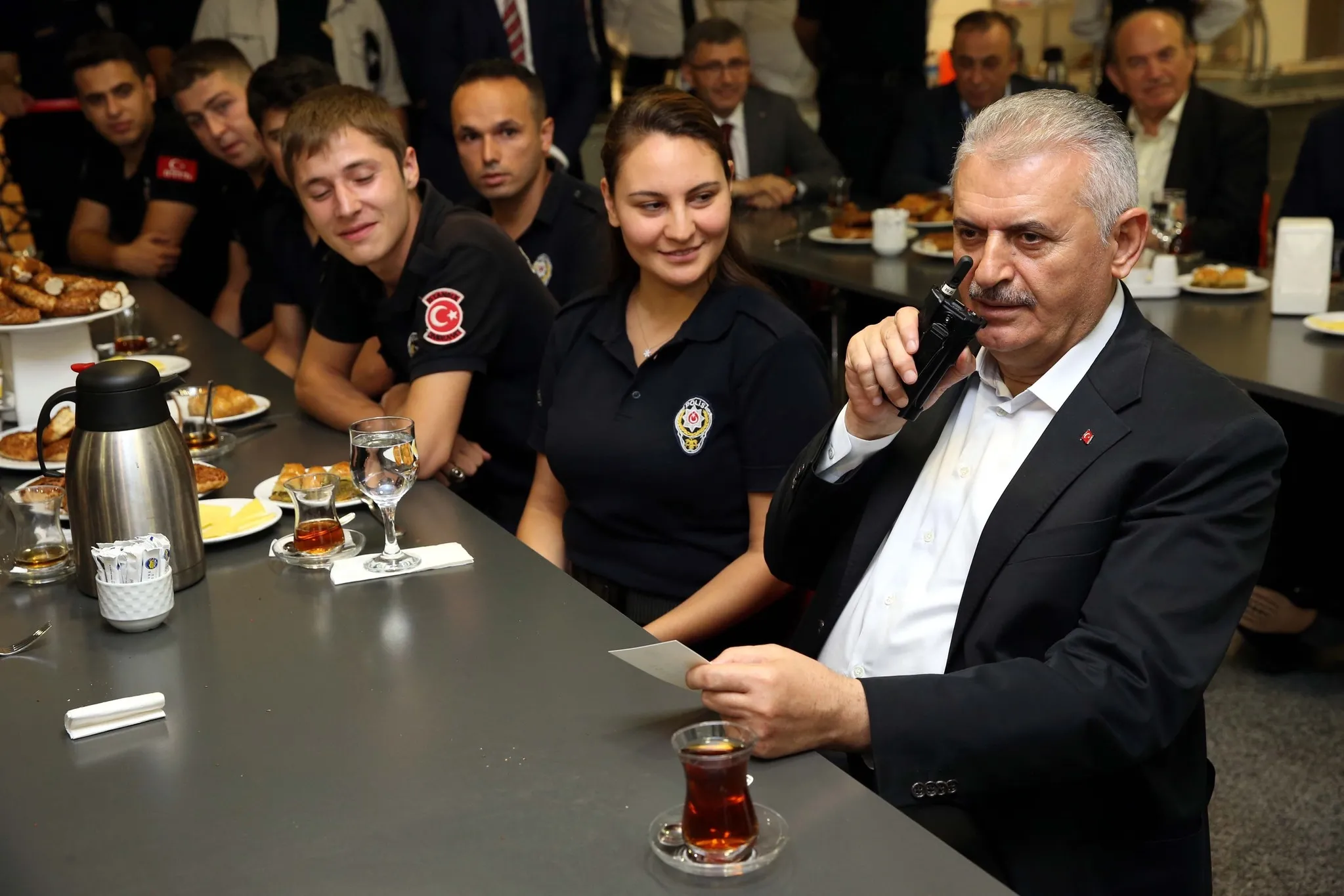 Başbakan Yıldırım telefondan kız istedi-2