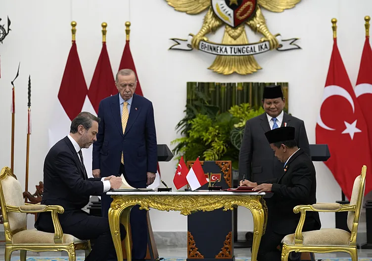 Başkan Erdoğan ve Endonezya Cumhurbaşkanı Subianto imzaladı! 64 maddelik ortak bildiri: 10 milyar dolar ticaret hedefi...