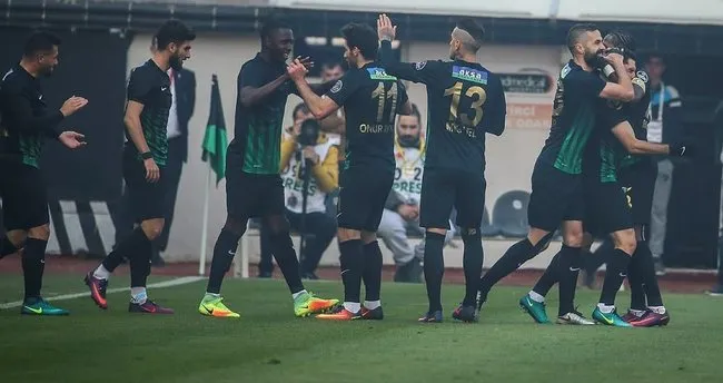 Akhisar Belediyespor nefes aldı