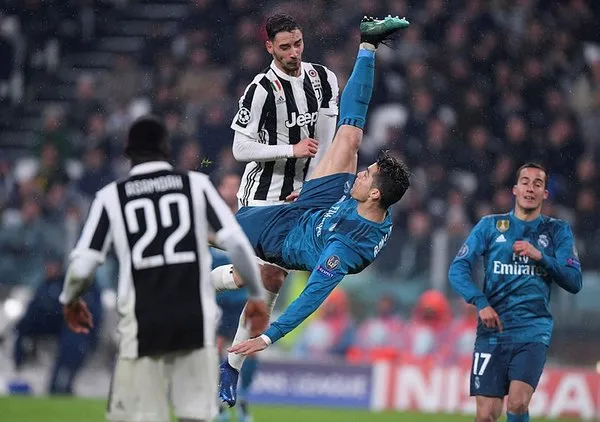 Ronaldo attı, sosyal medya çıldırdı