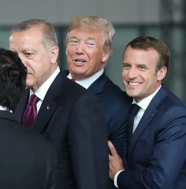 Erdoğan, Trump ve Macron'dan NATO zirvesinde samimi sohbet