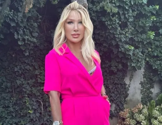 Seda Sayan’dan yine sosyal medyayı sallayan sözler! Annesi ve ablası meğer...