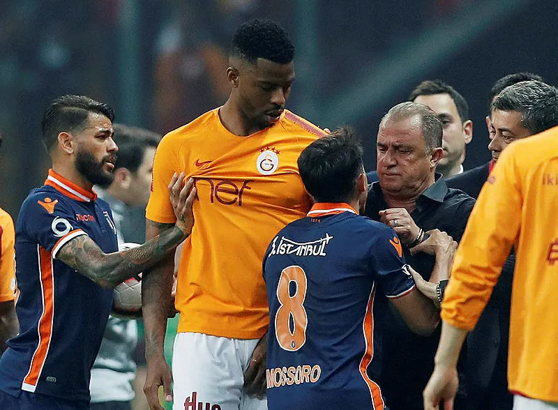 Fatih Terim Mehmet Ağar / Mesut Yilmaz Son Yolculuguna ...