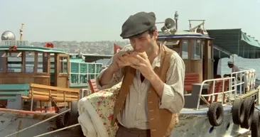 ŞARK BÜLBÜLÜ FİLMİ OYUNCULARI: Bu akşam TV’de! Şark Bülbülü filmi kadrosunda kimler var, konusu ne?