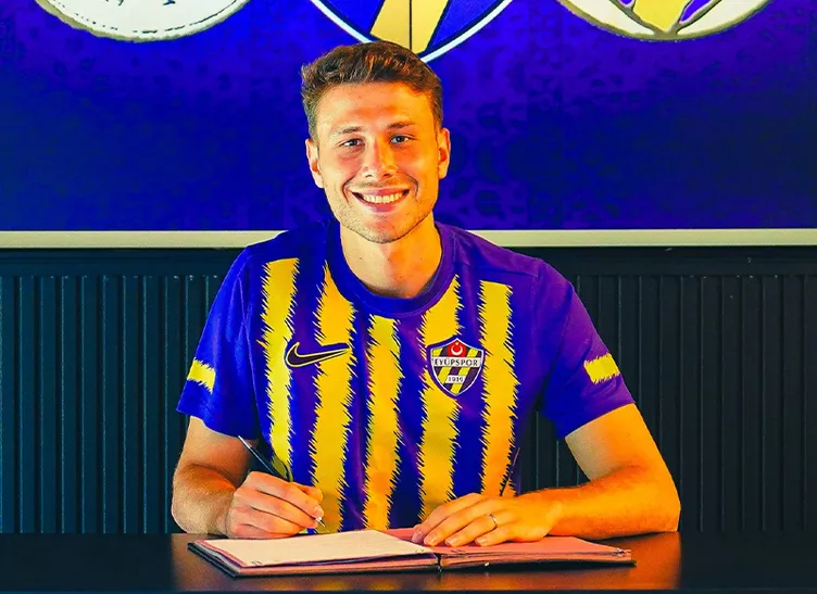 Süper Lig’de transfer rüzgarı! İşte resmen açıklanan tüm imzalar 2026-2027