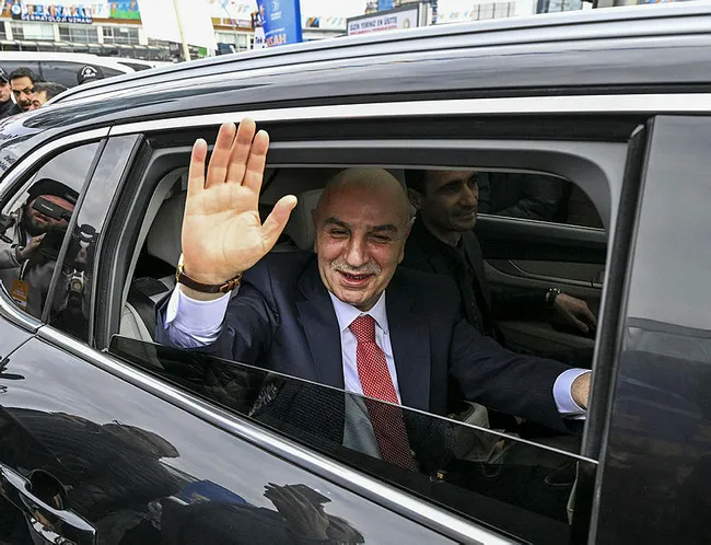 baskan-erdogan-acikladi-ak-partinin-abb-adayi-turgut-altinok-oldu-1705577965634.jpg