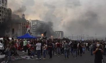 Beyrut’ta güvenlik güçleri, protestoculara müdahale ediyor