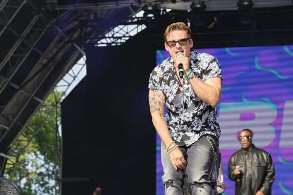 Blue’nun yıldızı Lee Ryan’dan bebek sürprizi ! 42 yaşında 6. kez baba oluyor: "Yine yaptık..."