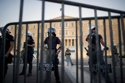 Yunanistan’da çatışmalar sertleşiyor