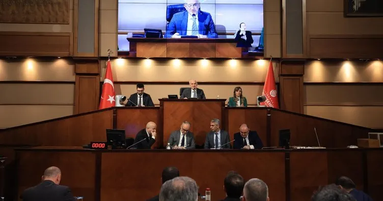 CHP’li meclis üyesi partisini eleştirdi: 5 yılda maalesef hiçbir şey yapmadık, AK Parti her şeye yetişti