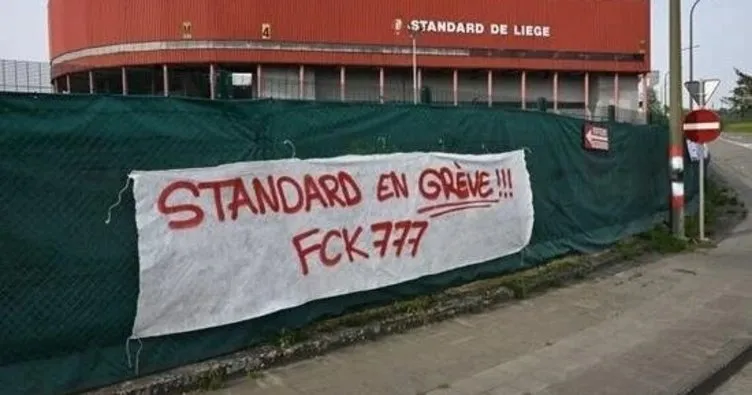 Taraftar protesto etti, Standard Liege maça çıkamadı