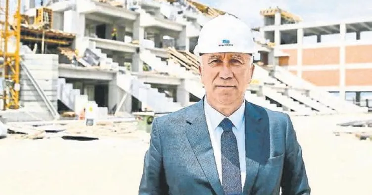 Kulübe zarar verdiler