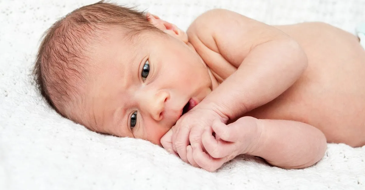 Bebeklerde Sarilik Belirtileri Nelerdir Neden Olur Tedavisi Nasil Yapilir Bebegim Ve Biz Haberleri