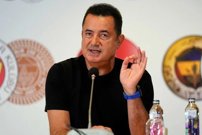 canli-fenerbahce-asbaskani-acun-ilicali-a-sporda-aciklamalarda-bulunuyor-taliscayi-henuz-aldik-diyemem-1733349178454.jpeg