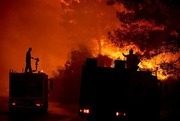 SON DAKİKA… İzmir’deki orman yangınında 3. gün! Ekiplerin cansiperane mücadelesi sürüyor: Kahreden görüntüler...