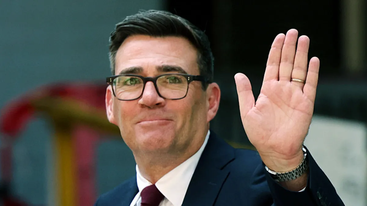İngiltere’de iktidardaki İşçi Partisi’nin yeni lideri Andy Burnham oldu İngiltere’de iktidardaki İşçi Partisi’nin yeni lideri Andy Burnham oldu