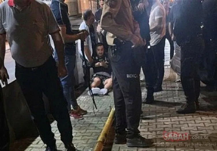 Son dakika | Eski Fenerbahçeli futbolcu Serhat Akın yaralandı: Serhat Akın’a silahlı saldırı görüntüleri ortaya çıktı