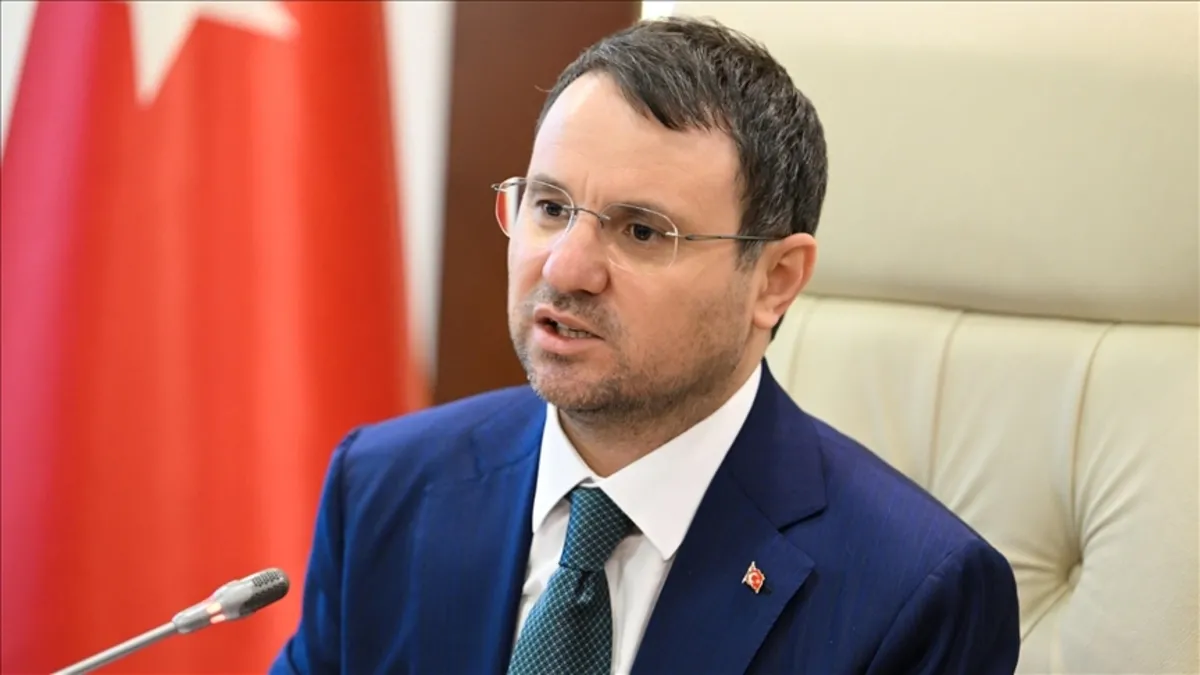 Adalet Bakanı Akın Gürlek’ten İBB davası hakkında açıklama: Canlı yayınlanması için kanun değişikliği gerekiyor Adalet Bakanı Akın Gürlek’ten İBB davası hakkında açıklama: Canlı yayınlanması için kanun değişikliği gerekiyor