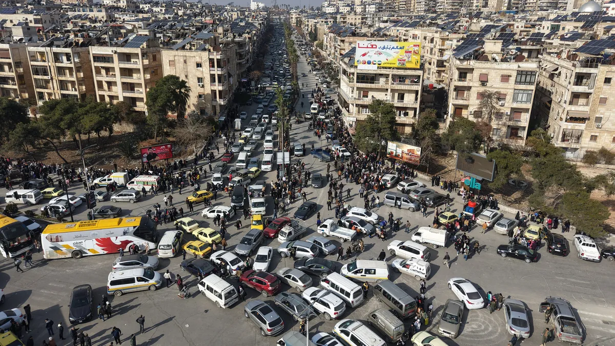 SON DAKİKA | Suriye’de siviller tahliye edildi! Operasyon başlıyor: SDG’ye Halep’te Şam tokadı SON DAKİKA | Suriye’de siviller tahliye edildi! Operasyon başlıyor: SDG’ye Halep’te Şam tokadı