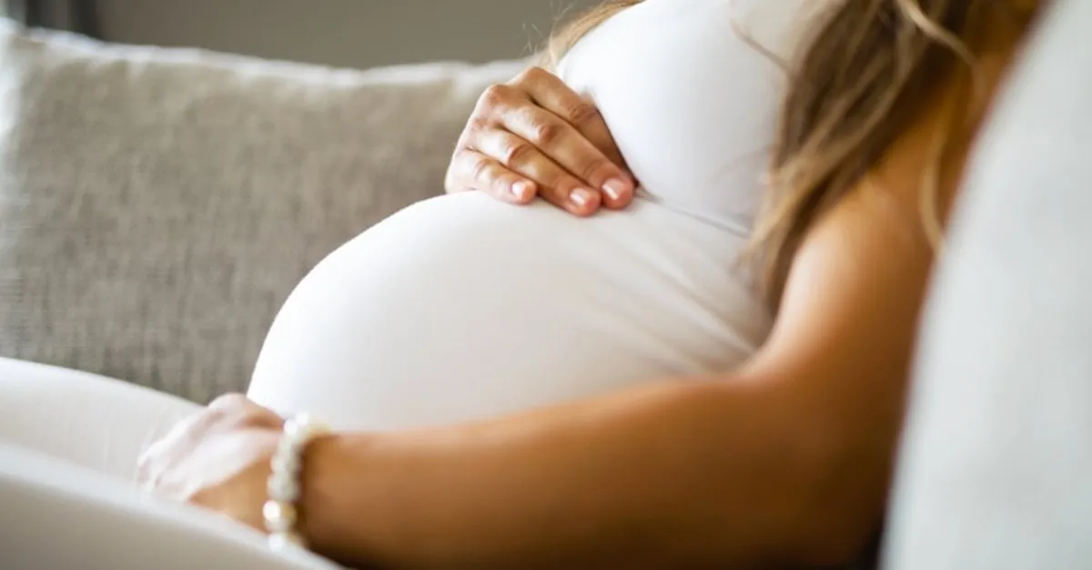 Gebelik Isiltisi Ve Hamilelik Maskesi Nedir Hamilelik Haberleri