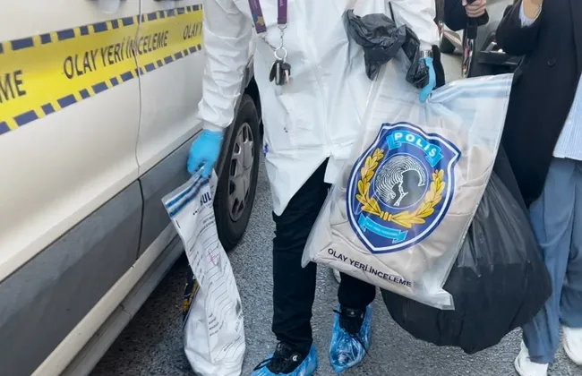 son-dakika-ortakoy-faciasinda-soke-eden-damacana-su-ve-ilaclama-detayi-ayni-otelden-2-kisi-daha-zehirlenmisti-1763212133494.jpg (1303×841)