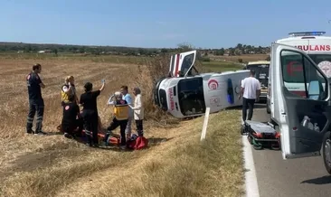 Kırklareli'de zincirleme kaza: Ambulans devrildi, 5 kişi yaralandı #kirklareli