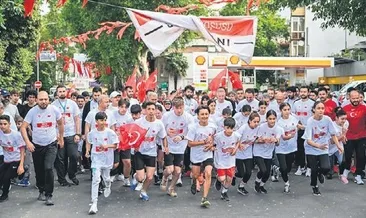 15 Temmuz şehitleri için koştular