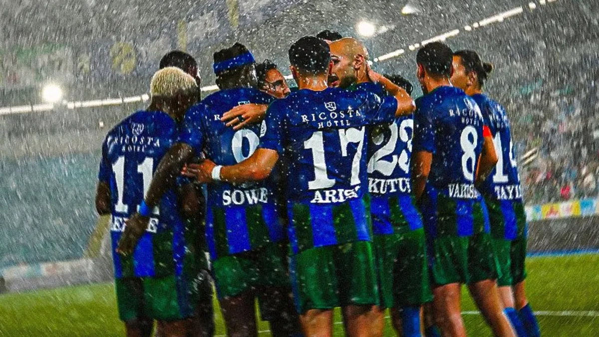 Rizespor, Pyramids’i 2 golle mağlup etti! Rizespor, Pyramids’i 2 golle mağlup etti!