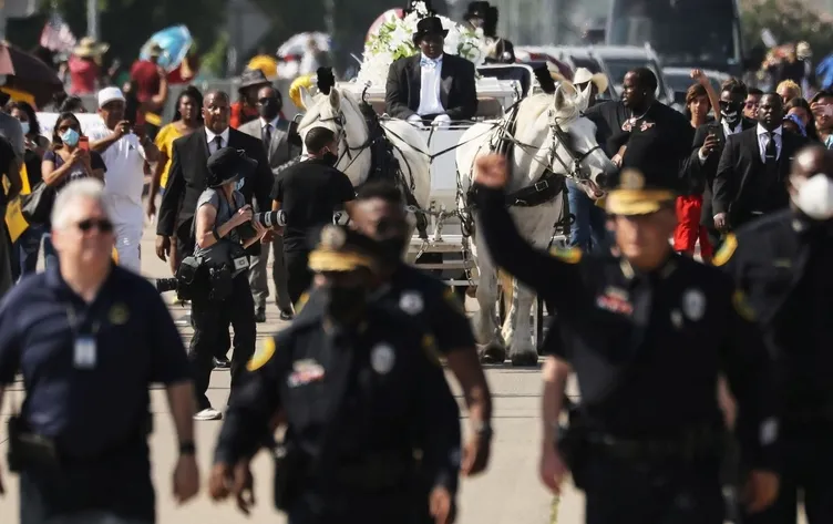 George Floyd son yolculuğuna uğurlandı! Tabutta dikkat çeken detay...