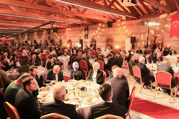 esenlerde-sezonun-yeni-adi-sezai-karakoc-1790769424639.jpg