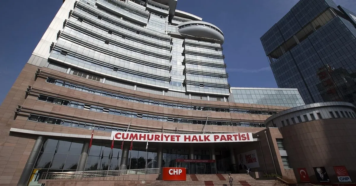 CHP'de istifalar sürüyor! İzmir Foça İlçe Başkanı ve Yönetim Kurulu istifa etti