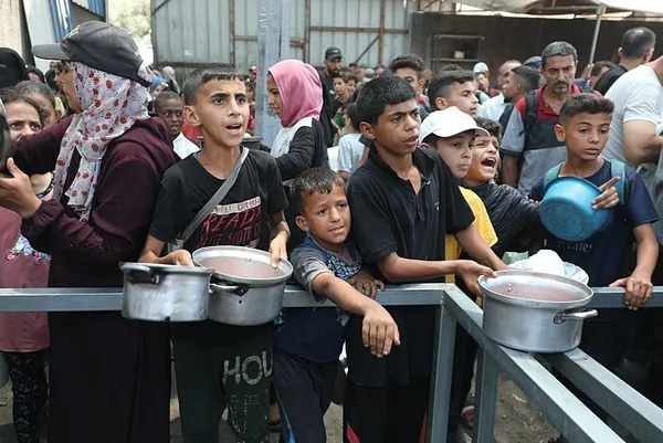 Katil İsrail ordusu Madleen Gemisi'ne müdahale etti