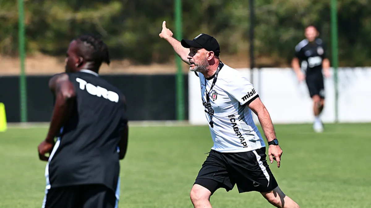Beşiktaş’ın Slovakya kampı kadrosu belli oldu! 7 oyuncu götürülmedi… Beşiktaş’ın Slovakya kampı kadrosu belli oldu! 7 oyuncu götürülmedi…