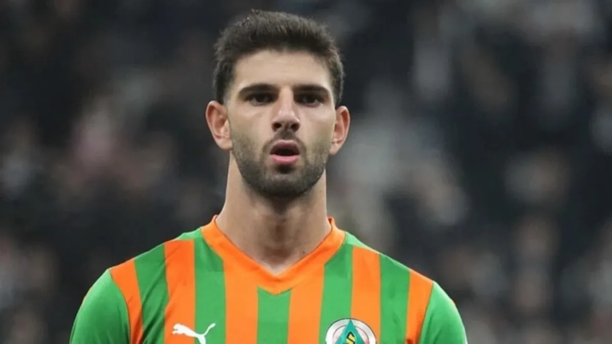 Beşiktaş, Ümit Akdağ'ı resmen açıkladı! UEFA listesine dahil edildi…
