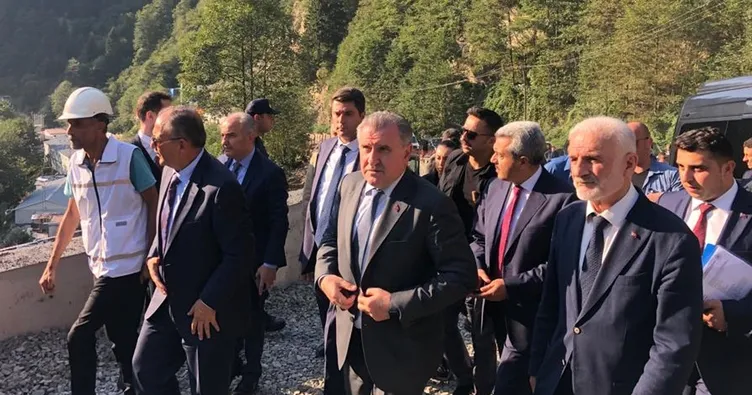 Bakanlar Mehmet Özhaseki ve Osman Aşkın Bak Rize’de