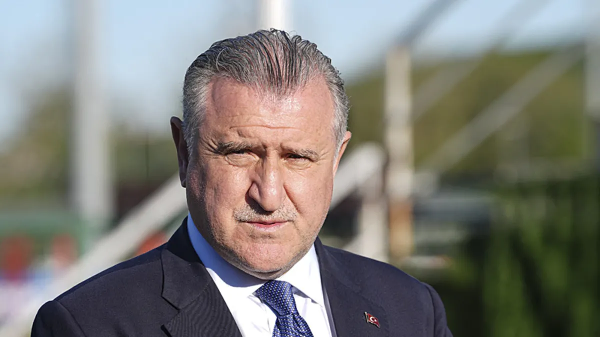 Bakan Bak’tan Aziz Yıldırım için tebrik mesajı! Bakan Bak’tan Aziz Yıldırım için tebrik mesajı!