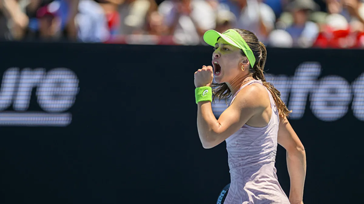 Milli tenisçi Zeynep Sönmez, dünya sıralamasında 79’unculuğa yükseldi! Milli tenisçi Zeynep Sönmez, dünya sıralamasında 79’unculuğa yükseldi!