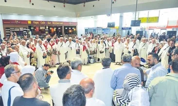 İlk hac kafılesi dualarla uğurlandı